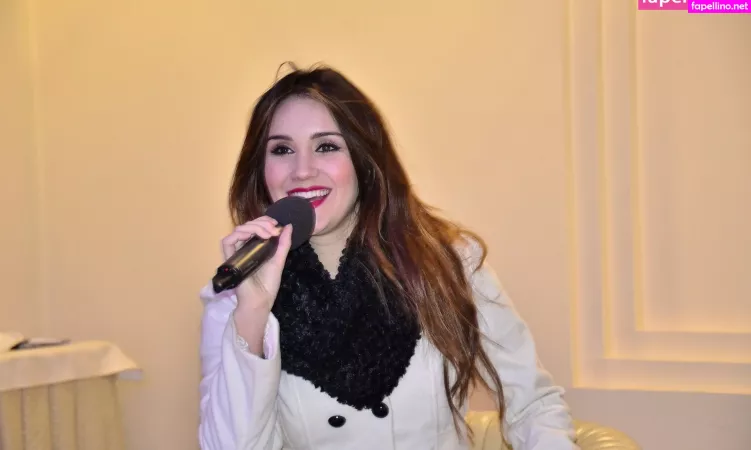 Dulce Maria OnlyFans Thumbnail #OB3L1VdfCA