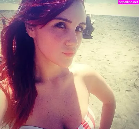 Dulce Maria OnlyFans Thumbnail #UxSrxvYjEj