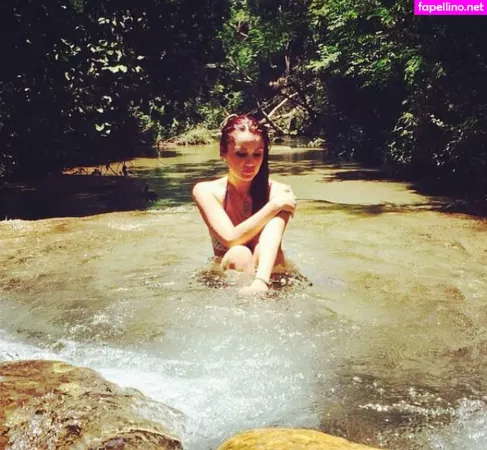 Dulce Maria OnlyFans Thumbnail #W0fobuf0ac