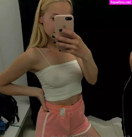 Dulcebombom2 OnlyFans Thumbnail #4A5hwh0Xys