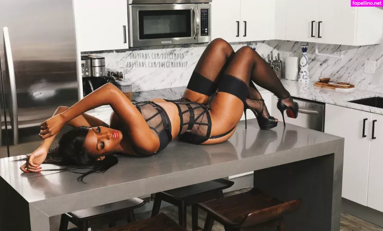 Dulcemoonvip OnlyFans Thumbnail #IUEsKd31a9