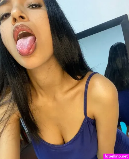 Dulcemorenax OnlyFans Thumbnail #SJOrJzxrOI