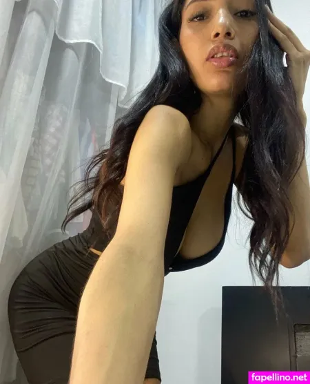Dulcemorenax OnlyFans Thumbnail #VwzYg0aiBN