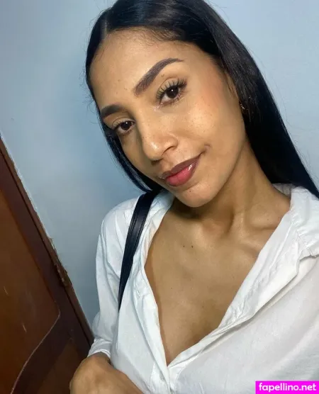 Dulcemorenax OnlyFans Thumbnail #kMGX4lNGCc