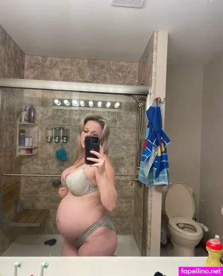 Dumbblondebitxh OnlyFans Thumbnail #SFBTaVqRTP