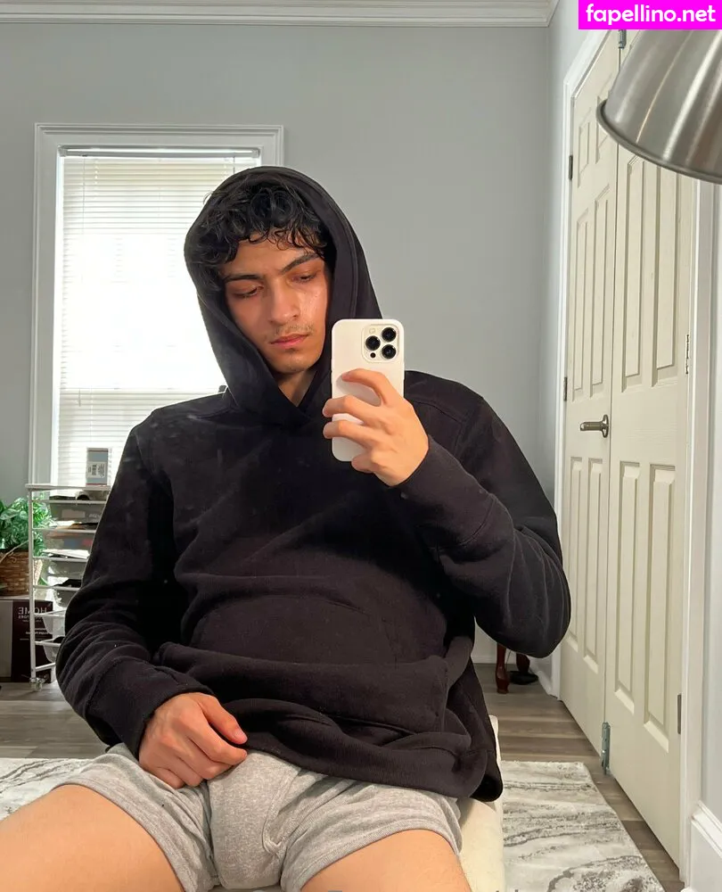 dumbbtonyy Nude Leaked OnlyFans Photo #vbnkvIo7Fc