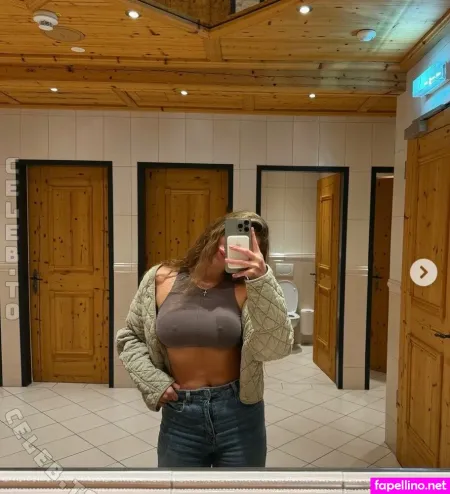 Dunella OnlyFans Thumbnail #UiwxzpjD9S