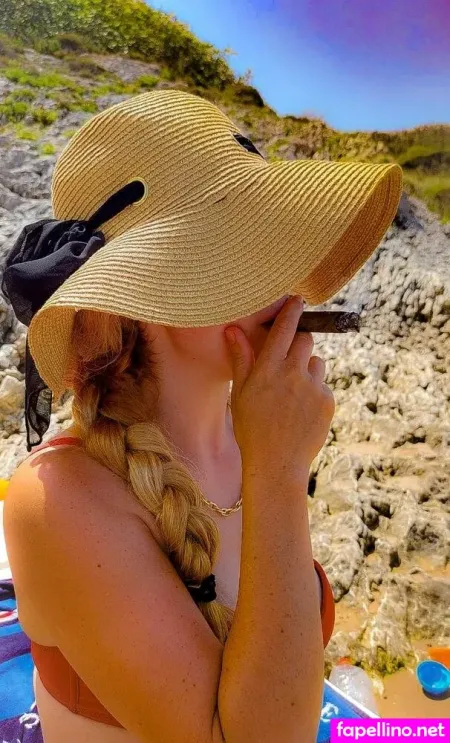 Dunya Vlog OnlyFans Thumbnail #S2zcnHJnhA