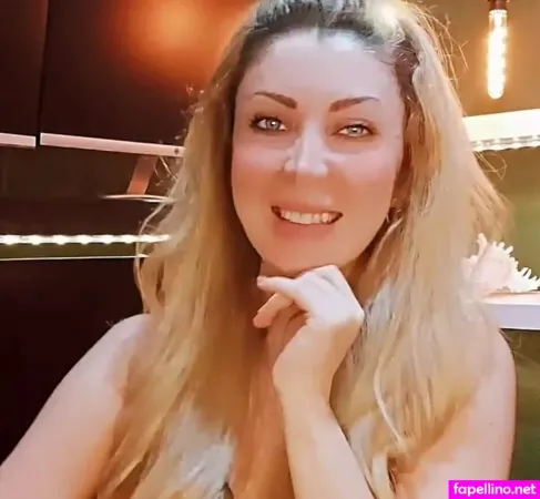 Dunya Vlog OnlyFans Thumbnail #dJMX3I8U9S