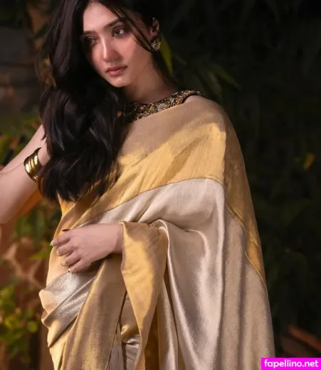 Durefishan Saleem OnlyFans Thumbnail #9FkChSS6Ma