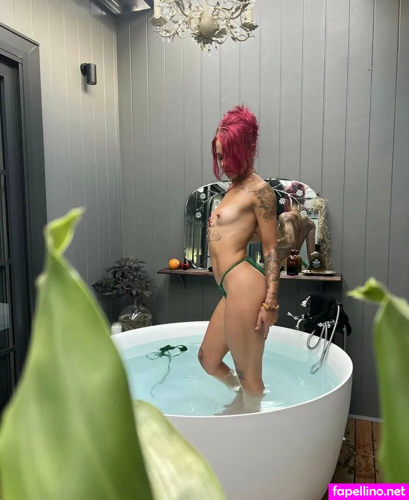 atomixpixie, duskdelaroche Nude Leaked OnlyFans Photo #Abhmdl3sz2