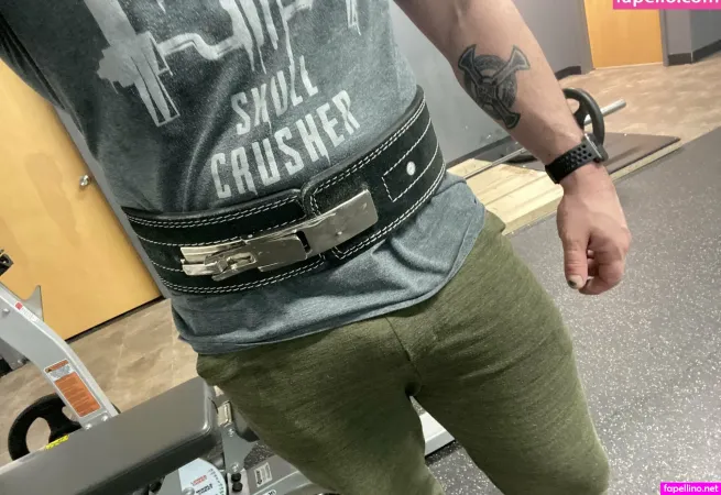 Dustin Fit Ish OnlyFans Thumbnail #LsU0bakpoV