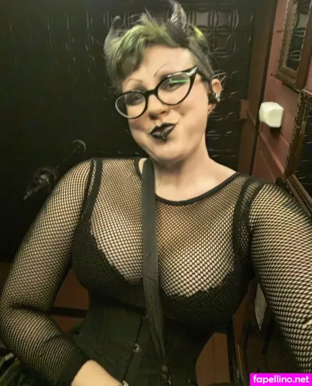 Dutchessofsalty OnlyFans Thumbnail #zWhlAIj3ZF