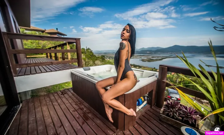 Dwwg OnlyFans Thumbnail #LecmS0swdO