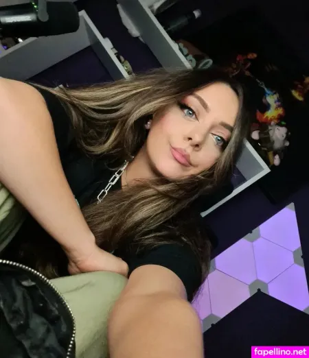 Dyanna OnlyFans Thumbnail #caLEeZfFz7