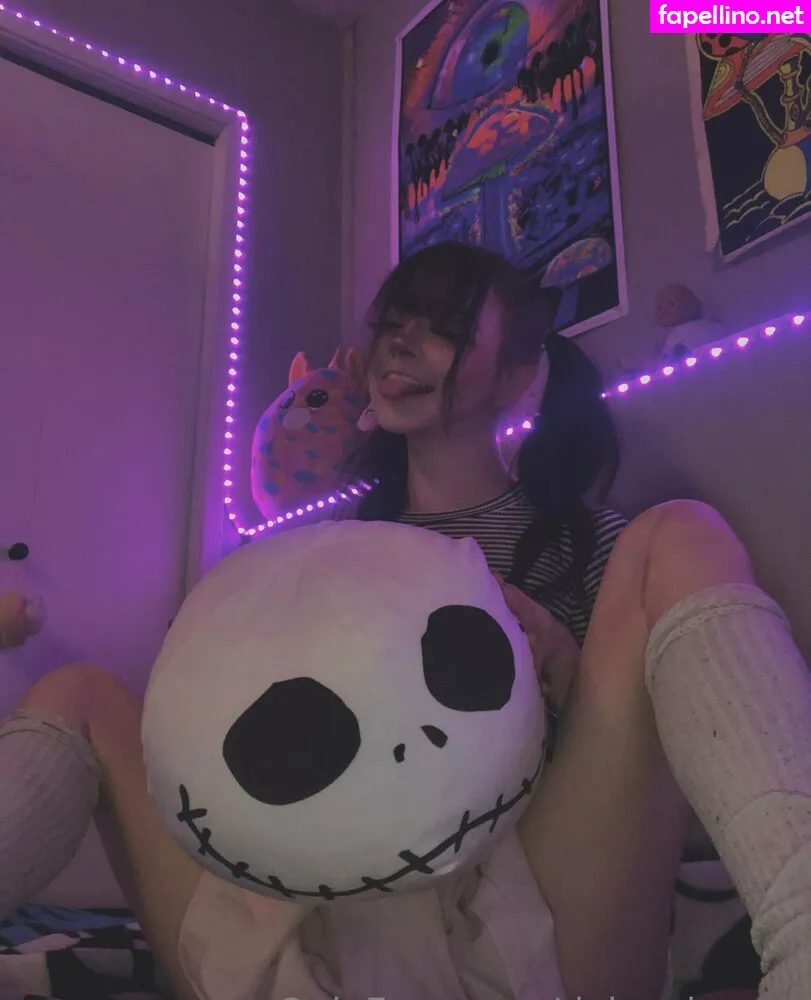 DyingBunny666, dying_bunny Nude Leaked OnlyFans Photo #NGUI7JimAW