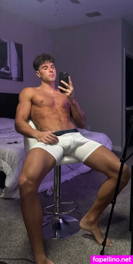 Dylan Nichols13 OnlyFans Thumbnail #OakVaLhnXH