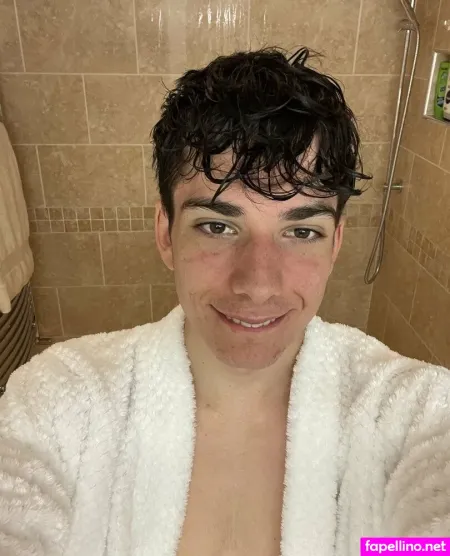 Dylan The Twink OnlyFans Thumbnail #8mJUejy7f4