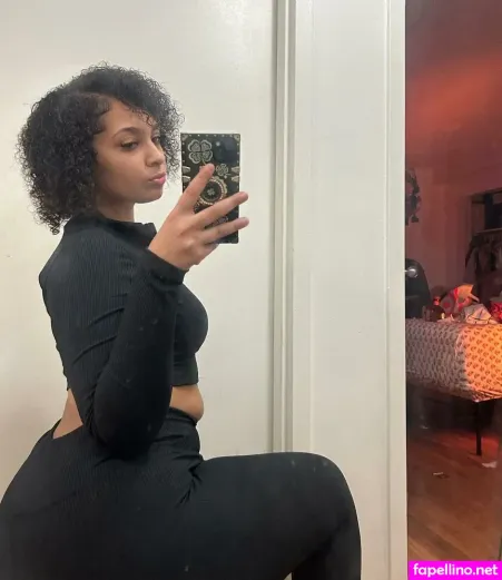 Dymestaypaid OnlyFans Thumbnail #6L1pgo1aIx