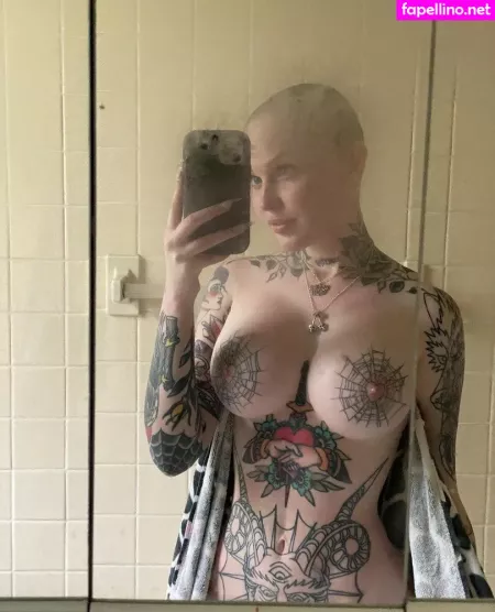 E Boring OnlyFans Thumbnail #zgZyq49HY9