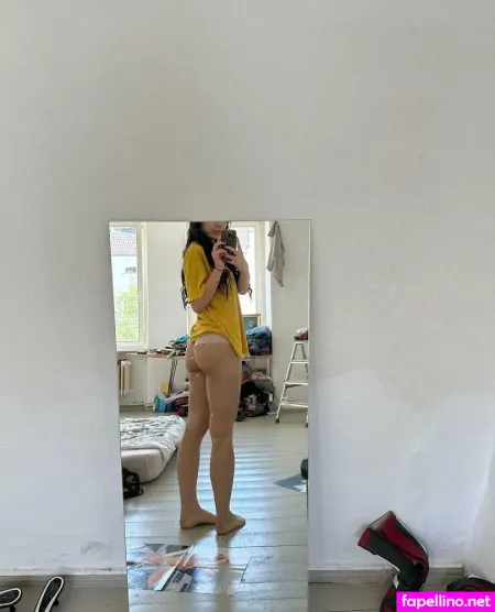 E Kira OnlyFans Thumbnail #u07mBFTtVk