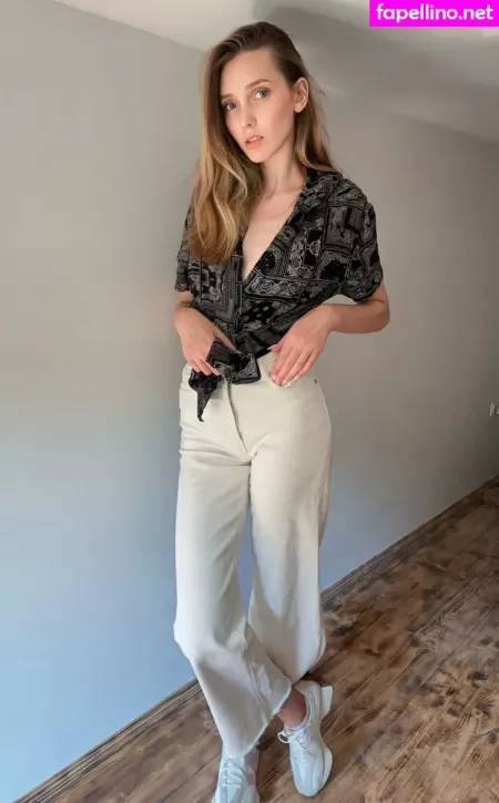 E Lina OnlyFans Thumbnail #kgnCoeBO3T