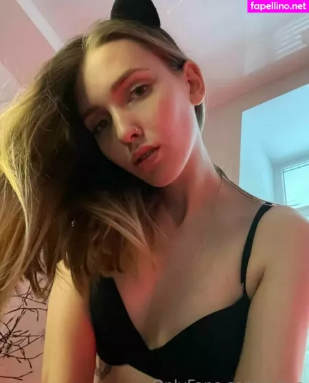 E Lina OnlyFans Thumbnail #n0gp5lkXyA