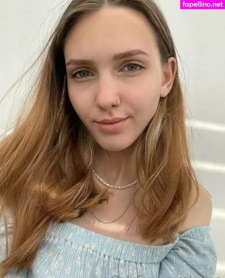 E Lina OnlyFans Thumbnail #oMKJNwV4aL