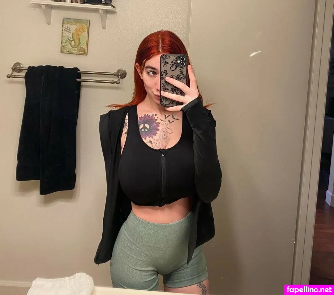 artist with big fake boobs, betsys_art Nude Leaked OnlyFans Photo #4I3u50pkU0