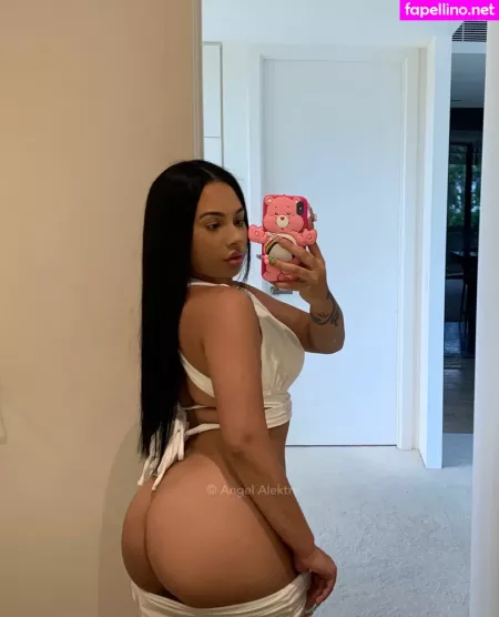 E30princessvip OnlyFans Thumbnail #8rsu1Efdjh