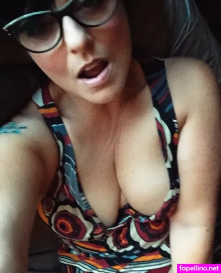 Eahxox OnlyFans Thumbnail #rAkZtfLT4S