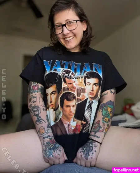 Ean Ovum OnlyFans Thumbnail #9SzH1lPXdd