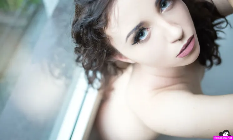 Earendil OnlyFans Thumbnail #TuDZ4qUmVx