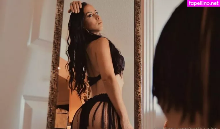 Earthlyalien OnlyFans Thumbnail #qvCFiMnUvq