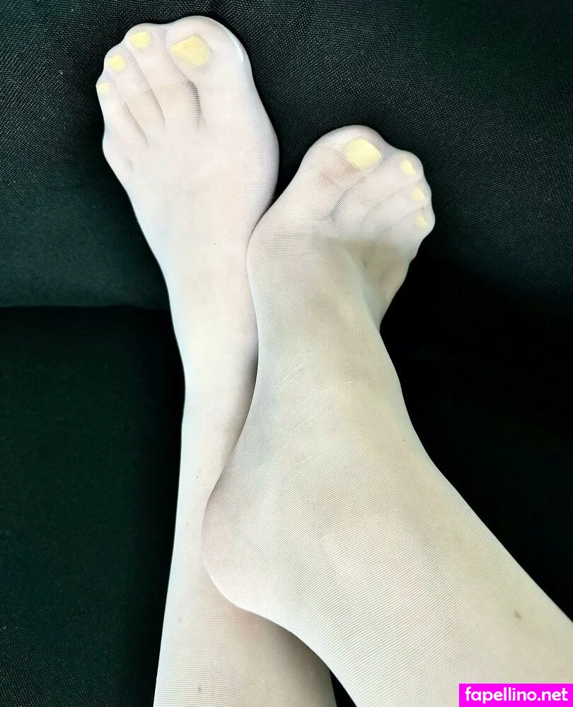 Carol Feet STAR, eat4feet_official, eat4morefeet Nude Leaked OnlyFans Photo #THK0fCaofA