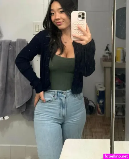 Eatingalonediaries OnlyFans Thumbnail #2gJuI7IFFL