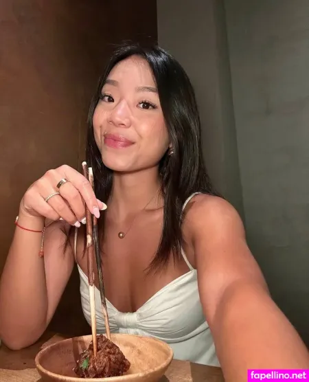 Eatingalonediaries OnlyFans Thumbnail #owN0d1eZ5W