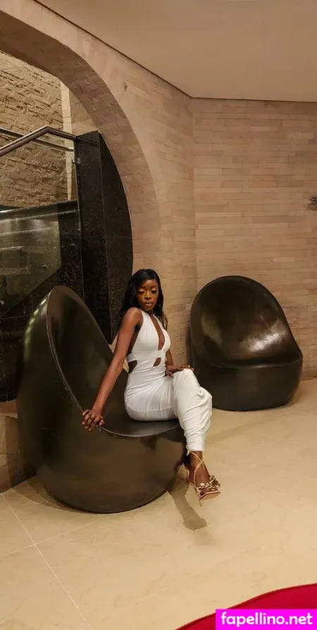 Ebo Goddessvip OnlyFans Thumbnail #AlCqWVB9b2