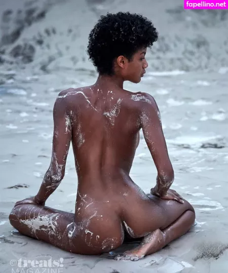 Ebonee Davis OnlyFans Thumbnail #lFnO6UDjSe