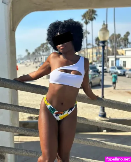 Ebony Butts OnlyFans Thumbnail #8q6mkUqLum