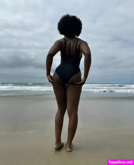 Ebony Butts Main Profile Photo