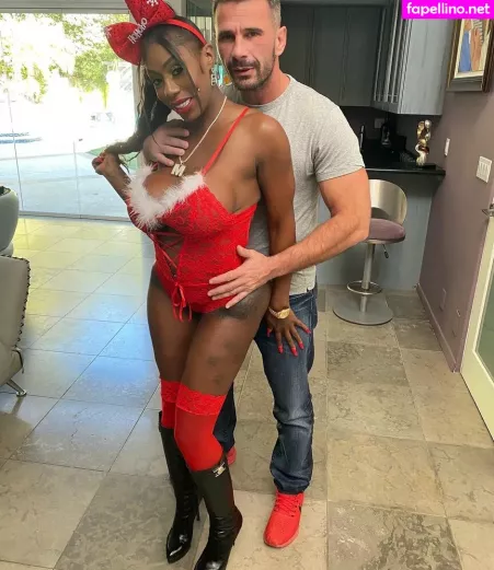 Ebony Mystique OnlyFans Thumbnail #t73dC93snr