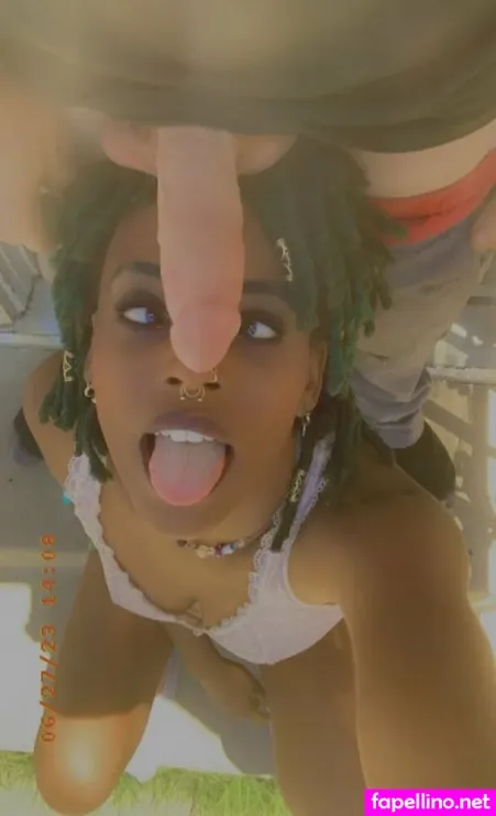 Ebonyastheticxxx OnlyFans Thumbnail #2Guzx3ZDqf