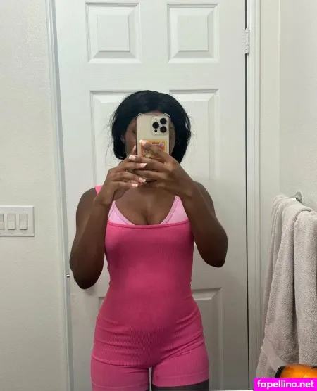 Ebonybutts OnlyFans Thumbnail #YF0H60O9mH