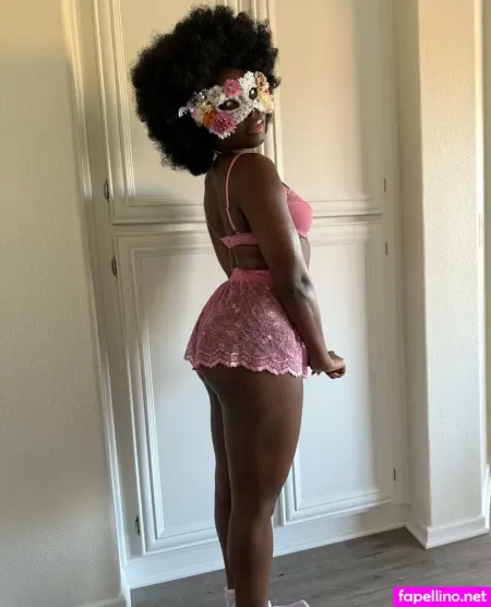 Ebonybuttspremium OnlyFans Thumbnail #1QBfJQGtwW