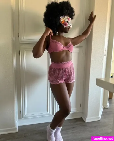 Ebonybuttspremium OnlyFans Thumbnail #UV2fJEXrMr