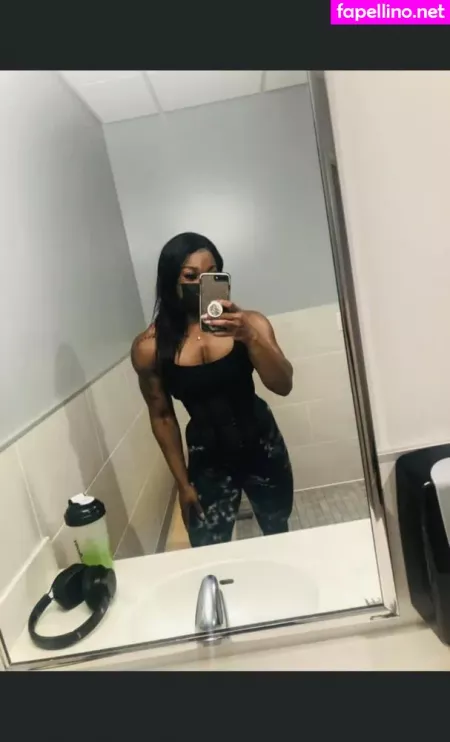 Ebonymuscle OnlyFans Thumbnail #CNknEM27Ei