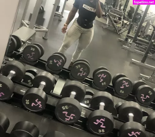 Ebonymuscle OnlyFans Thumbnail #YJXIRvXupw