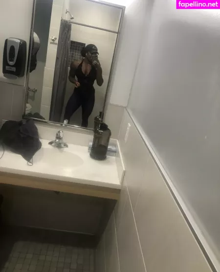 Ebonymuscle OnlyFans Thumbnail #f5NJq7nySG