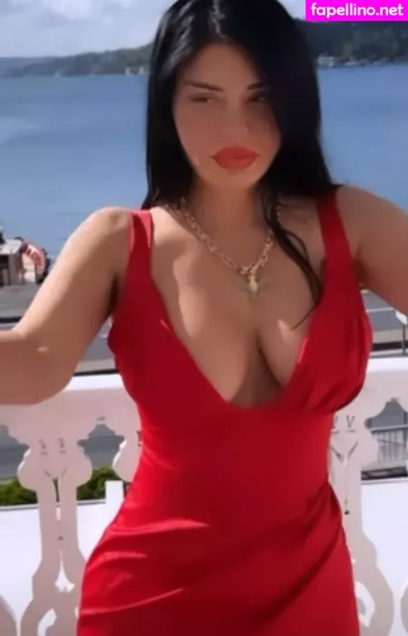 Ebru Polat OnlyFans Thumbnail #meQxkr8Vui